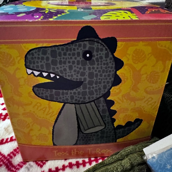 Scentsy Jammy Time Plush Tex the T-Rex - Picture 2 of 3